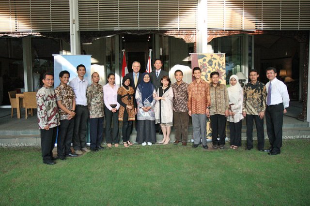 39201_147539475259616_6924218_n